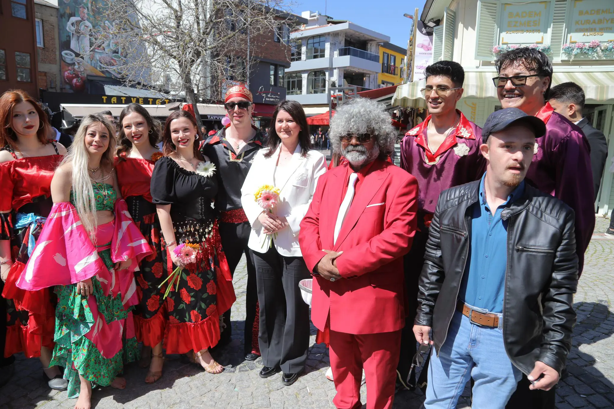 ROMANLAR GÜNÜ EDİRNE’DE ŞENLİK HAVASINDA GEÇTİ galeri görseli